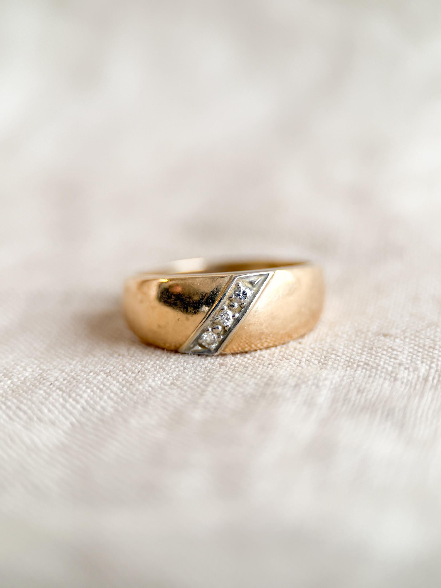 Vintage 1980s 14k Gold Diamond Ring - Antique Heirloom Jewelry for Engagement or Anniversary
