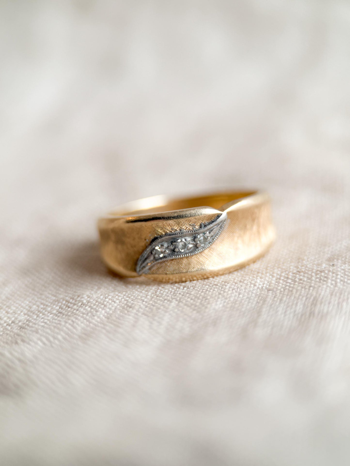 Vintage 1960s 14k Gold Diamond Ring - Antique Heirloom Jewelry for Engagement or Anniversary