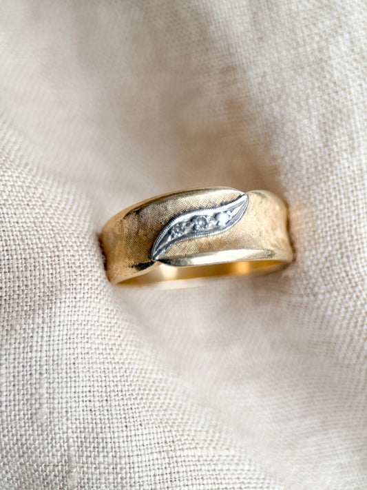 Vintage 1960s 14k Gold Diamond Ring - Antique Heirloom Jewelry for Engagement or Anniversary