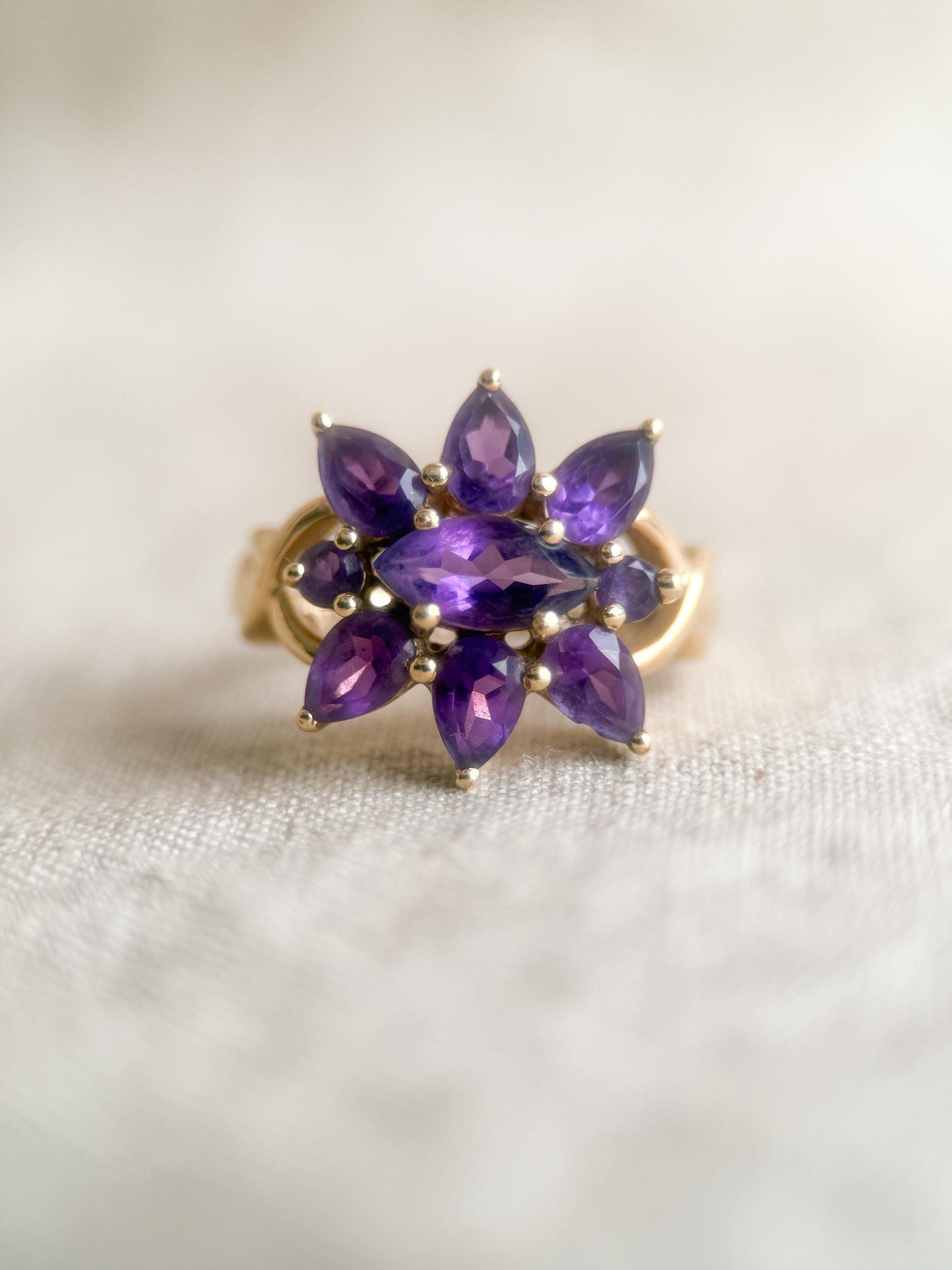 Vintage 1970s Amethyst Cluster Ring: 14k Gold Retro Statement Piece, Purple Gemstone Jewelry