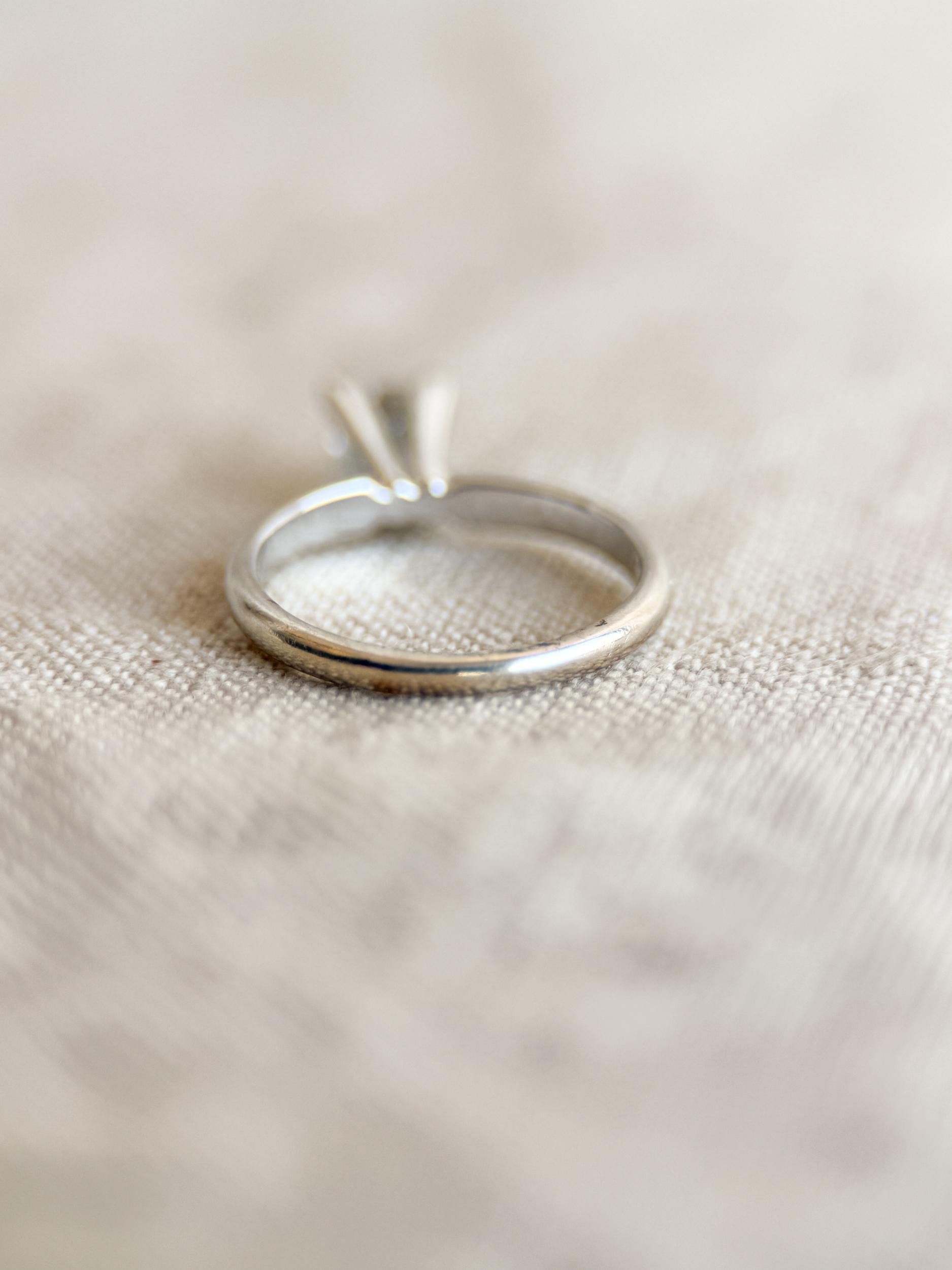 Vintage Princess Cut Diamond Solitaire Engagement Ring in 14k White Gold, Vintage 1990s Jewelry