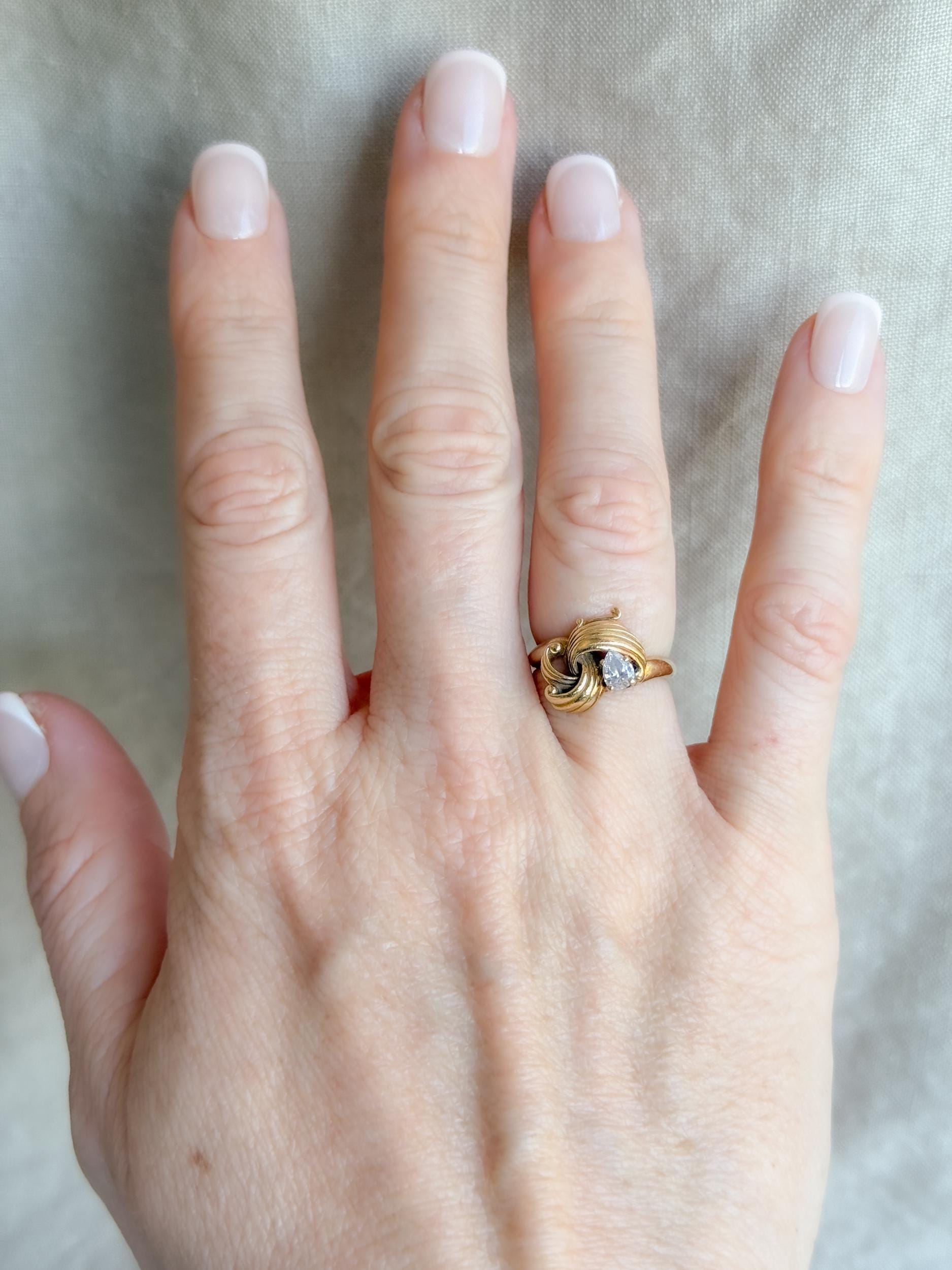 Vintage Pear Cut Diamond Filigree Engagement Ring in 14k Gold, Retro Jewelry from the 1970s