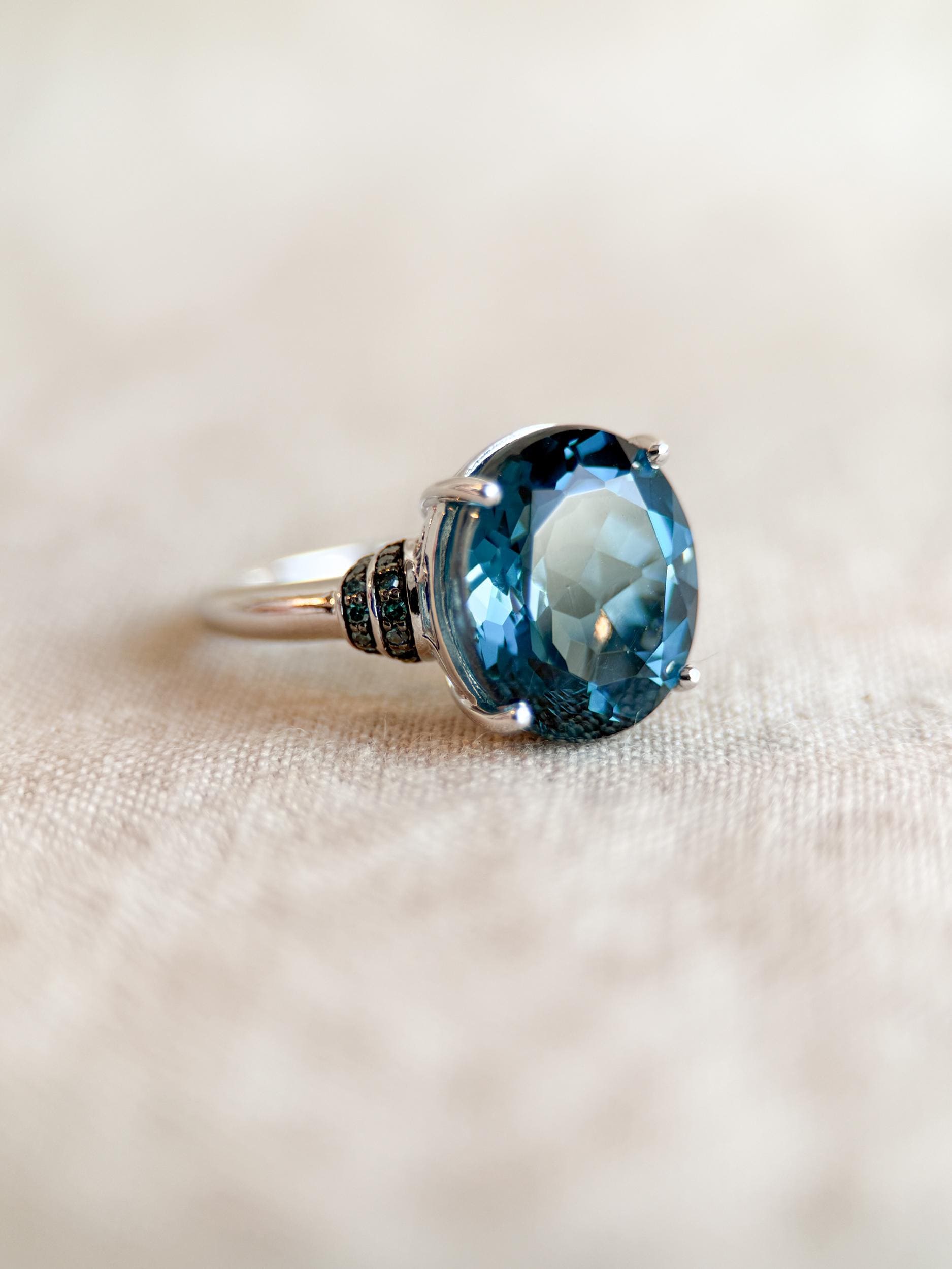 Vintage Sterling Silver Blue Topaz Gemstone Ring, Faceted Gemstone Statement Ring, Classic Elegant Jewelry