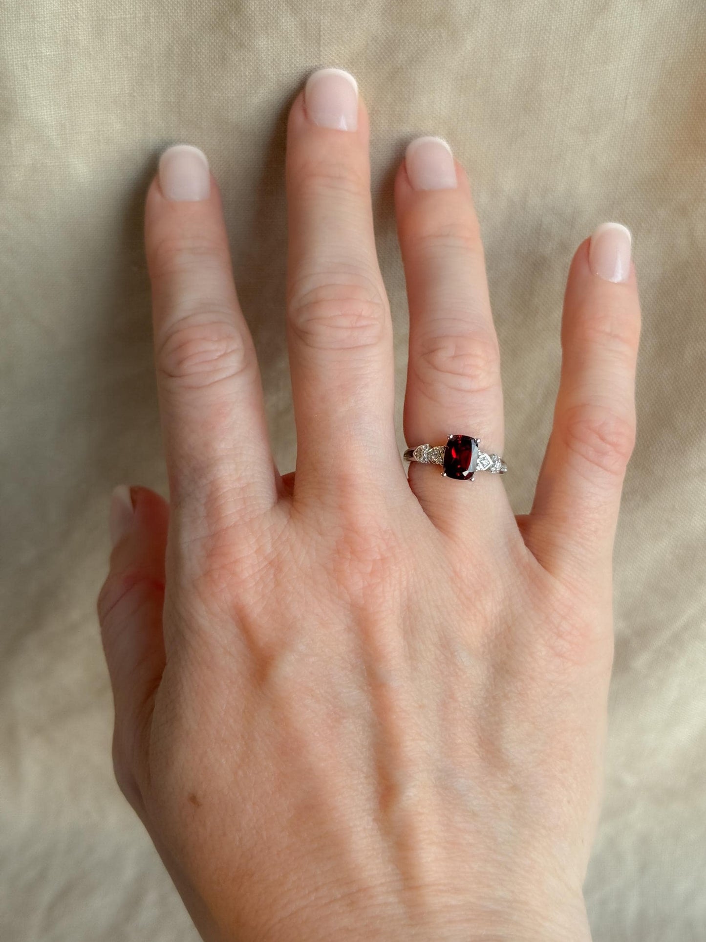 Vintage Sterling Silver Garnet Gemstone Ring, Faceted Gemstone Statement Ring, Classic Elegant Jewelry