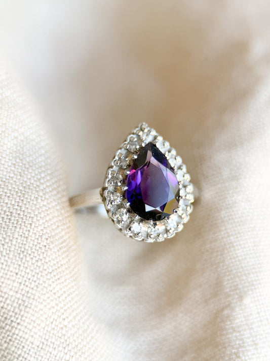 Vintage Amethyst Gemstone and Diamond Halo Ring in 14k White Gold, Retro Jewelry from the 2000s