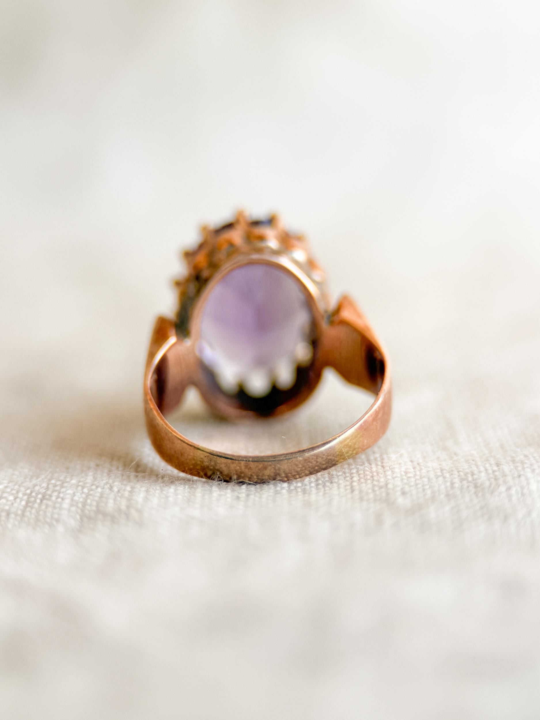 1960s Antique Amethyst Oval Ring - 14k Gold Vintage Statement Jewelry - Retro Purple Gemstone