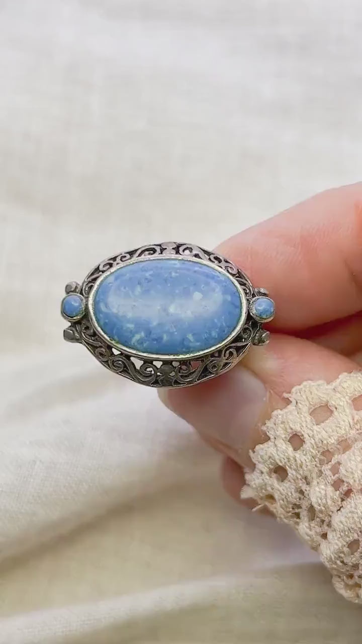 Vintage Aventurine Oval Filigree Gemstone Ring in Sterling Silver