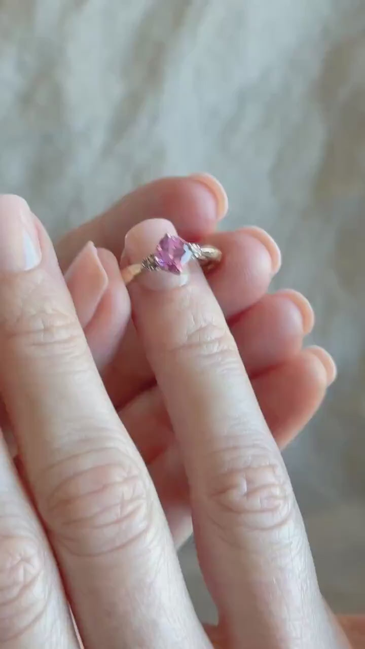 Vintage Pink Sapphire Gemstone Ring in 10k Gold