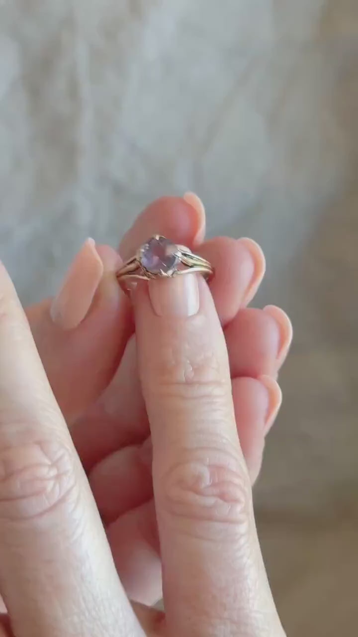 Vintage Purple Amethyst Solitaire Ring in 14k Gold