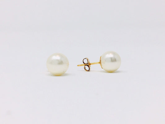 Vintage Pearl Stud Earrings in 14k Gold, Vintage Jewelry from the 1990s - Timeless, Sustainable, @JewelryOnRepeat
