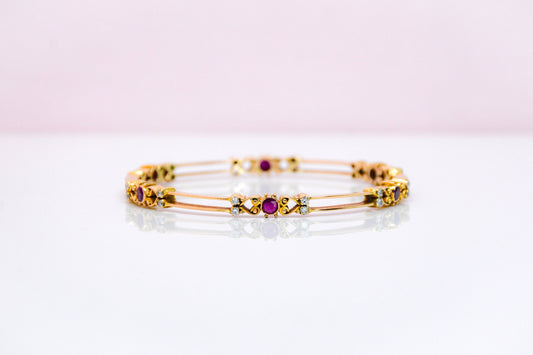 Vintage Ruby and Diamond Bangle Bracelet in 18k Gold, Vintage Jewelry from the 1960s - Timeless, Sustainable, @JewelryOnRepeat