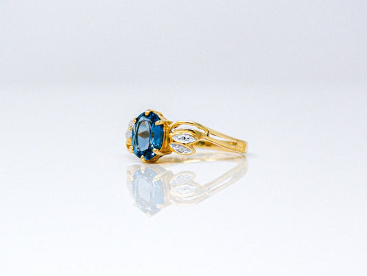 Vintage Blue Topaz and Diamond Ring in 10k Gold, Vintage Jewelry from the 1990s - Timeless, Sustainable, @JewelryOnRepeat