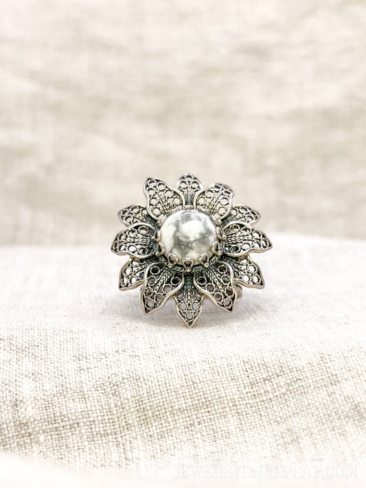 Vintage White Turquoise Gemstone Ring in Sterling Silver, Retro Jewelry from the 1990s - Timeless, Sustainable, @JewelryOnRepeat