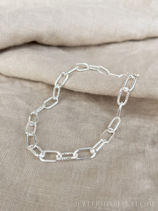 Link Chain Bracelet in 925 Sterling Silver for Pendants and Charms - Timeless, Sustainable, @JewelryOnRepeat