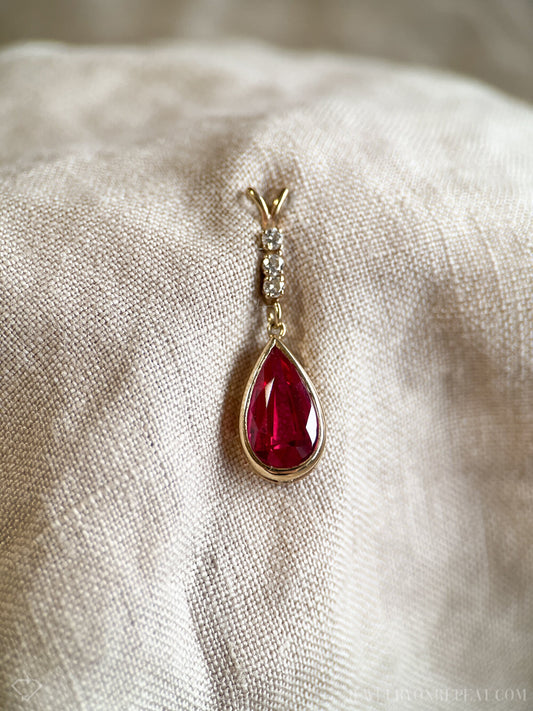 Vintage Ruby and Diamond Teardrop Gemstone Pendant in 14k Gold, Retro Jewelry from the 1960s - Timeless, Sustainable, @JewelryOnRepeat