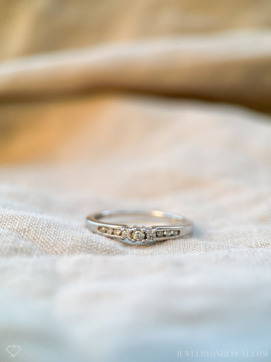 Vintage Diamond Three Stone Engagement Ring in 10k Gold, Retro Jewelry from the 1990s - Timeless, Sustainable, @JewelryOnRepeat