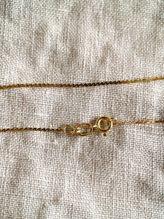 Vintage 16" Serpentine Chain in 14k Gold with Spring Ring Clasp - Timeless, Sustainable, @JewelryOnRepeat