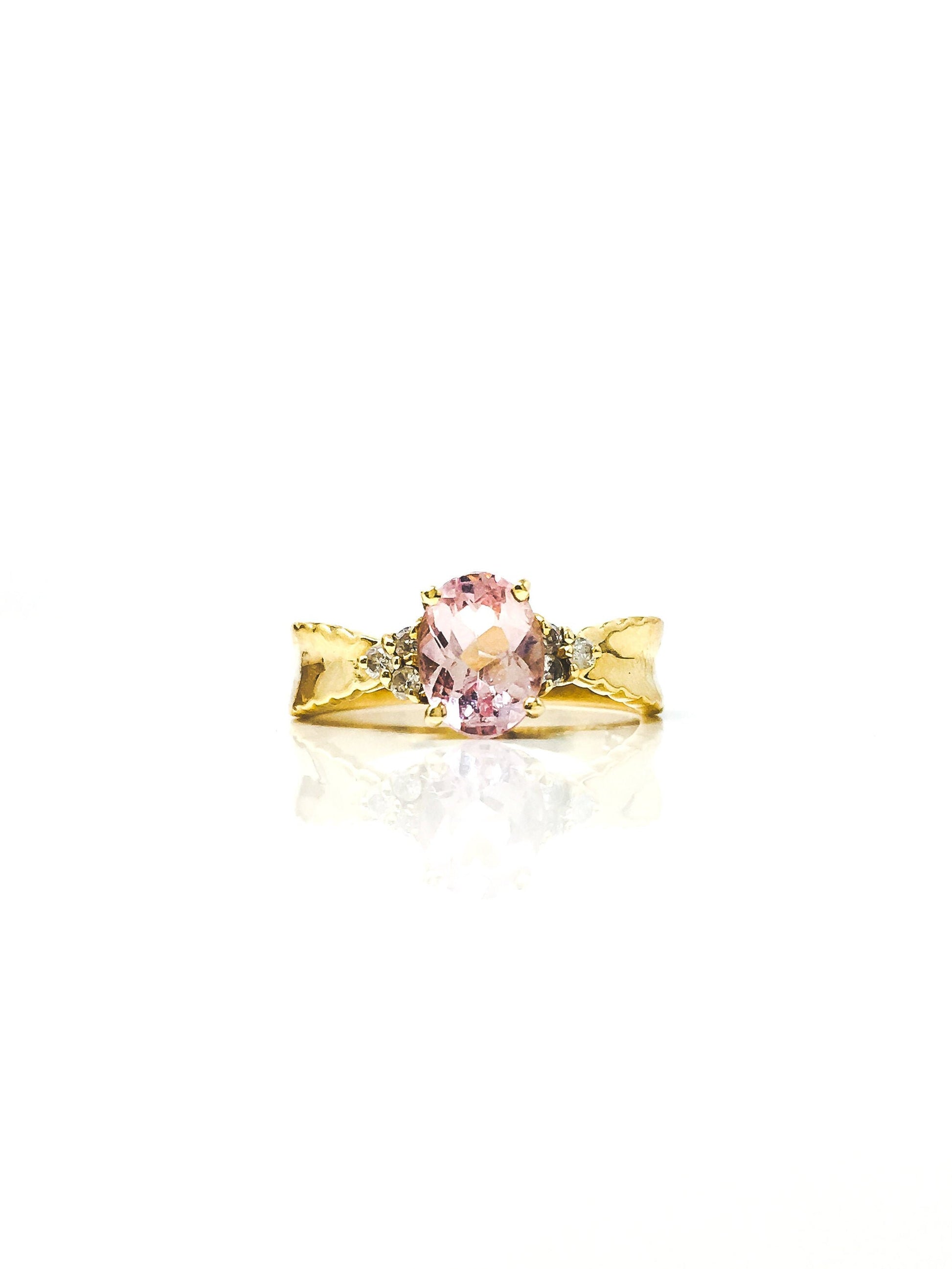 Vintage Morganite Gemstone Ring in 14k Gold