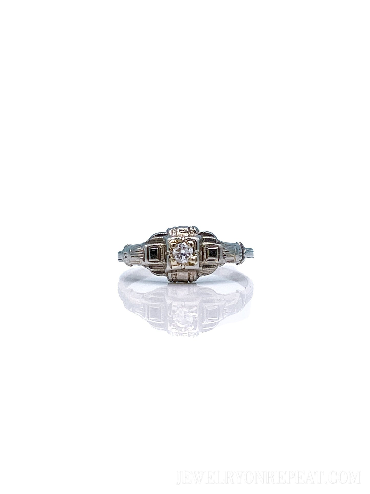 Vintage Art Deco Diamond Ring in 14k White Gold