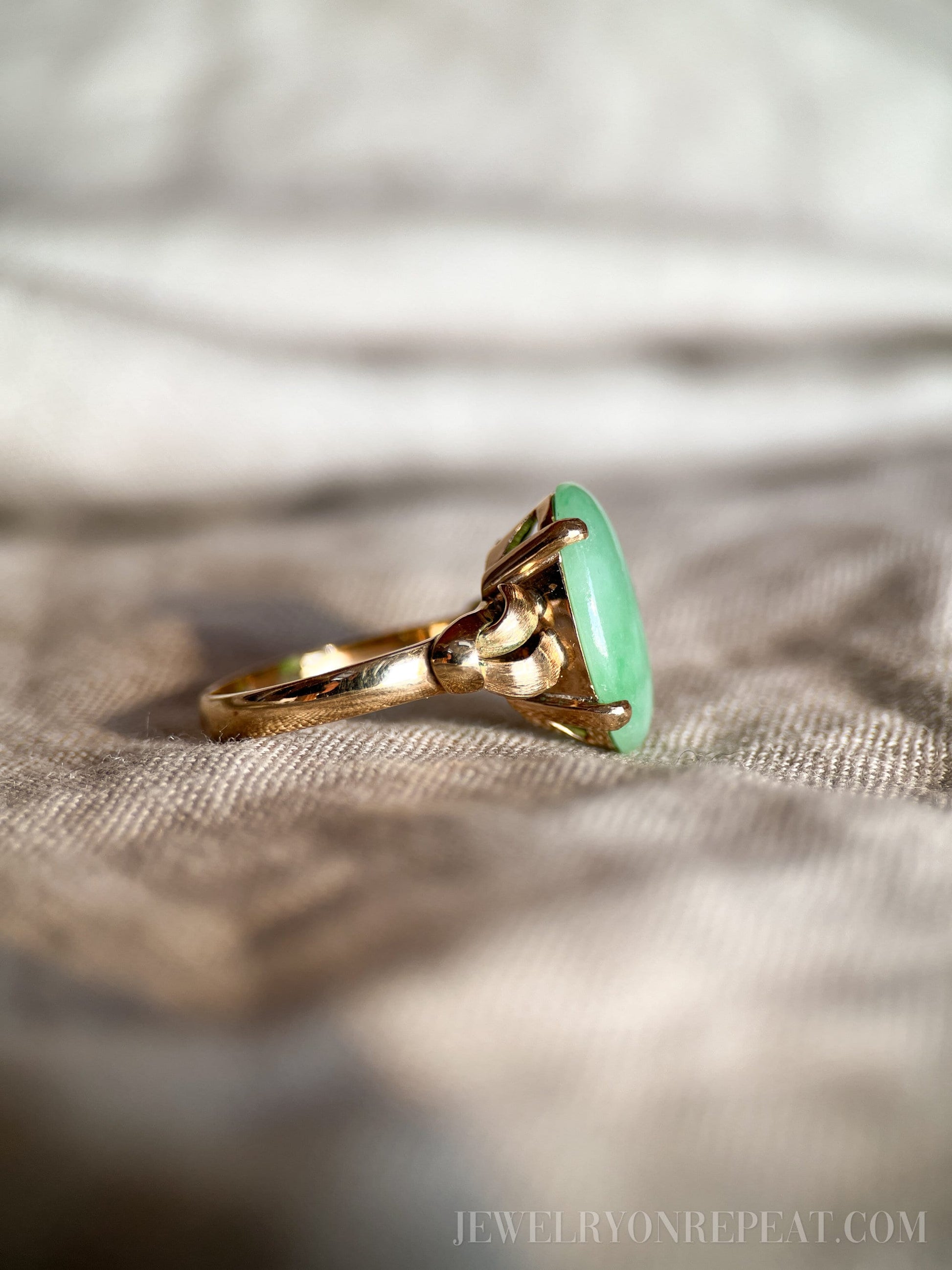 Vintage Jade Ring in 14k Gold