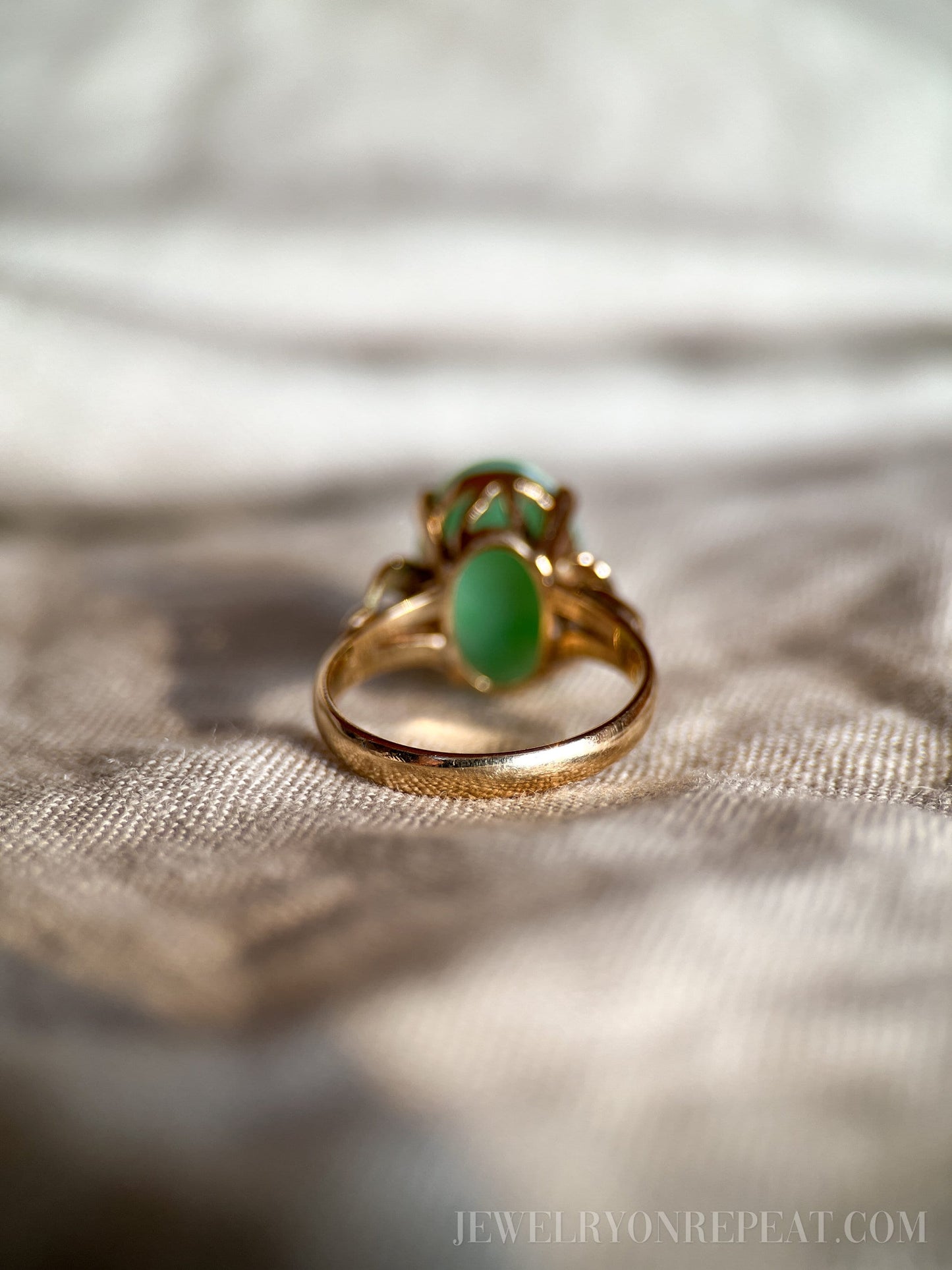 Vintage Jade Ring in 14k Gold