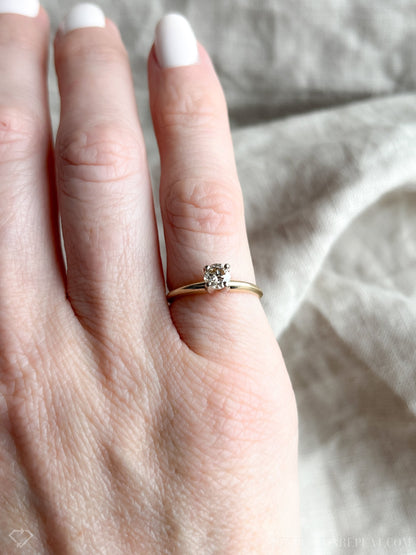 Vintage Diamond Engagement Ring, Round Cut, 14k Gold, 1990s Solitaire Champagne Bridal Ring