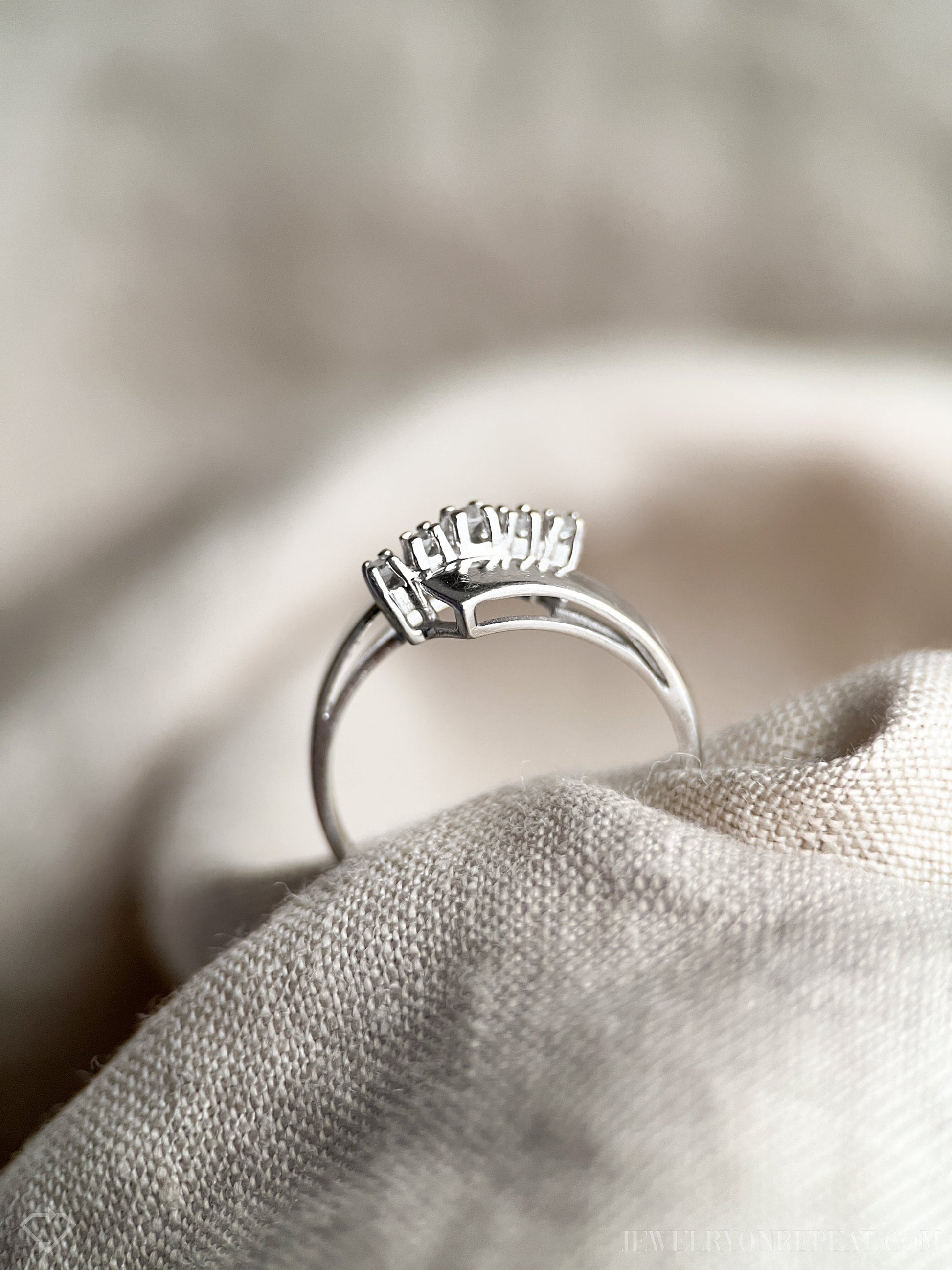 Vintage Diamond Ring in 14k White Gold