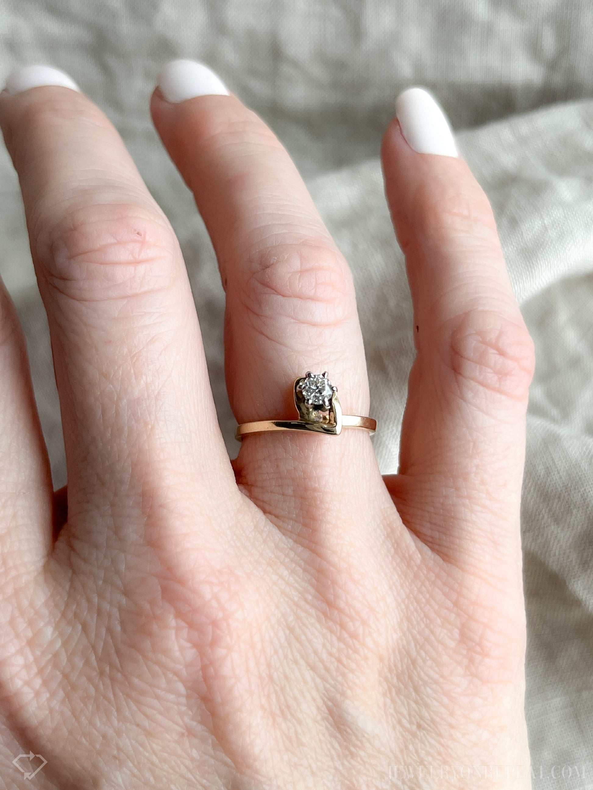 Vintage 1970s Diamond Engagement Ring in 14k Gold