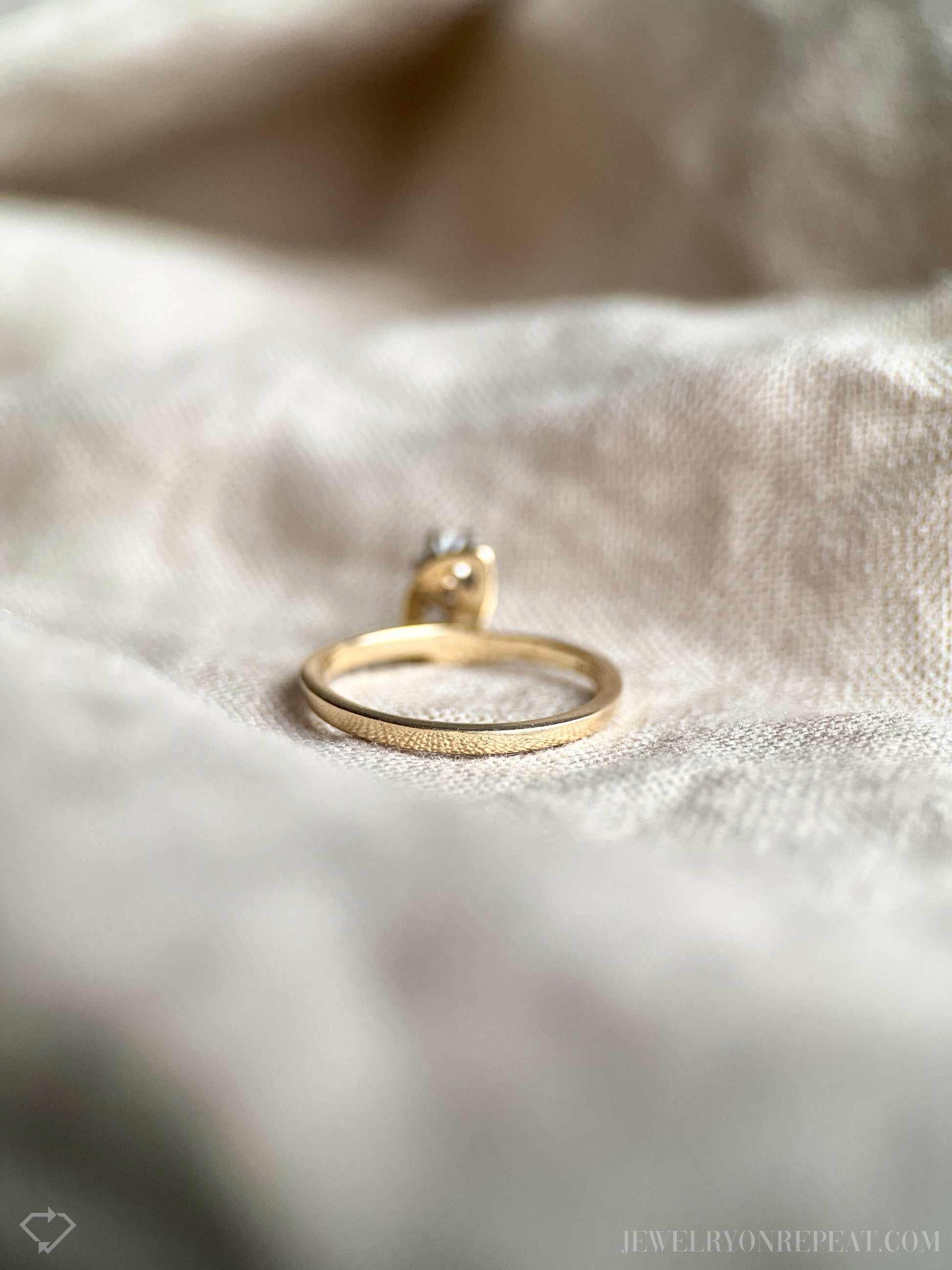 Vintage 1970s Diamond Engagement Ring in 14k Gold