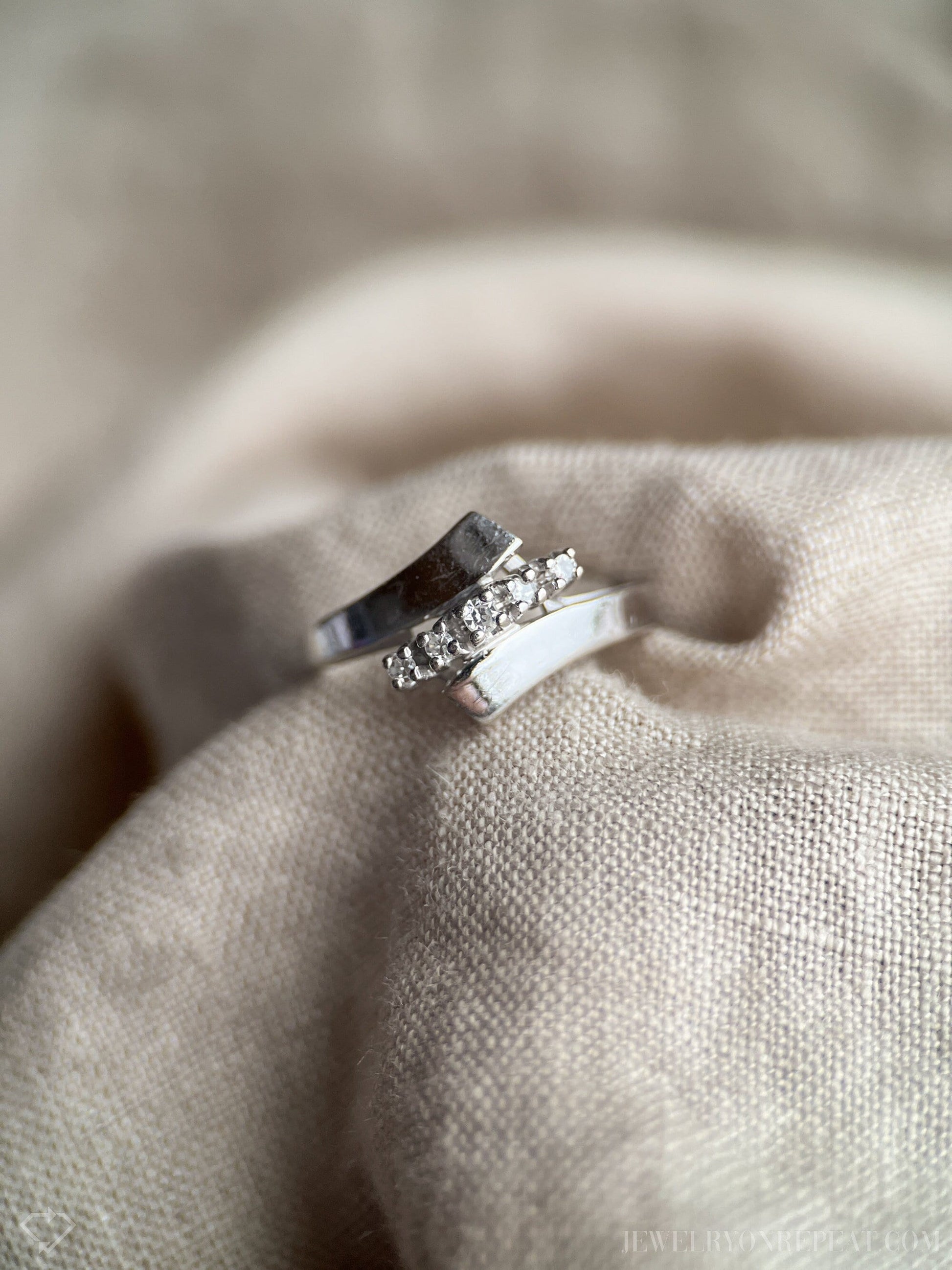 Vintage Diamond Ring in 14k White Gold