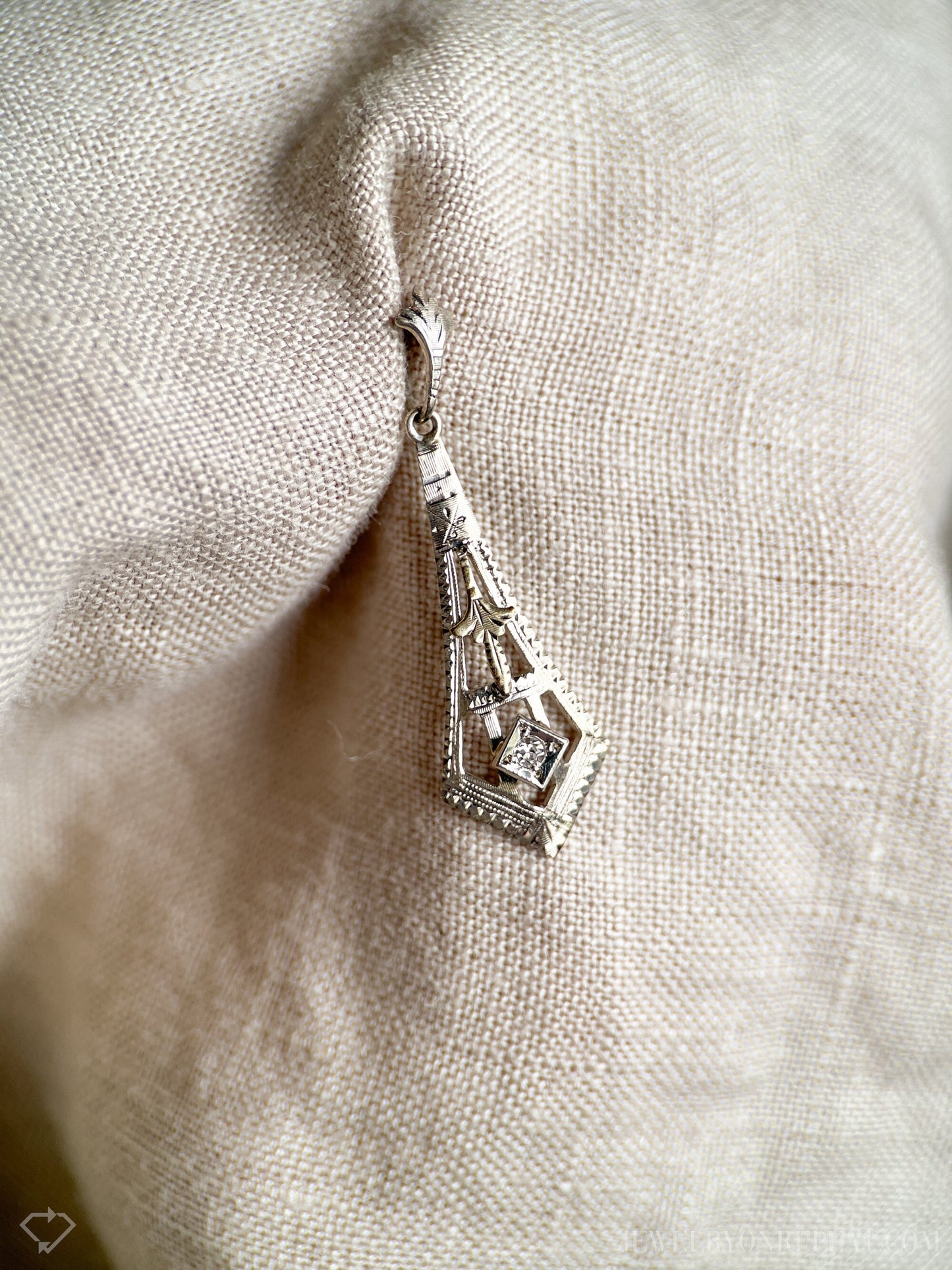 Vintage Diamond Pendant in 10k White Gold