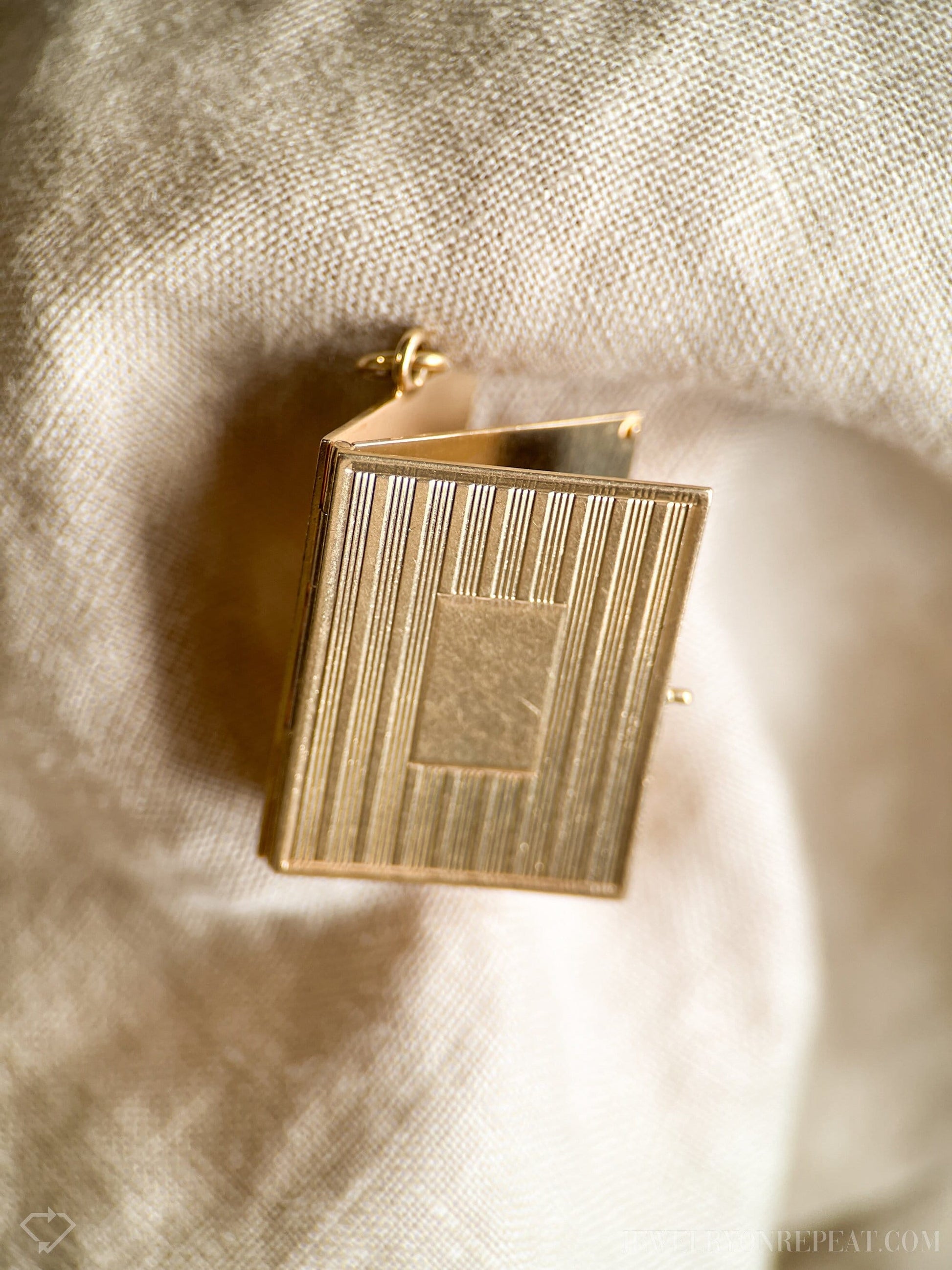 Vintage Book Locket in 14k Gold