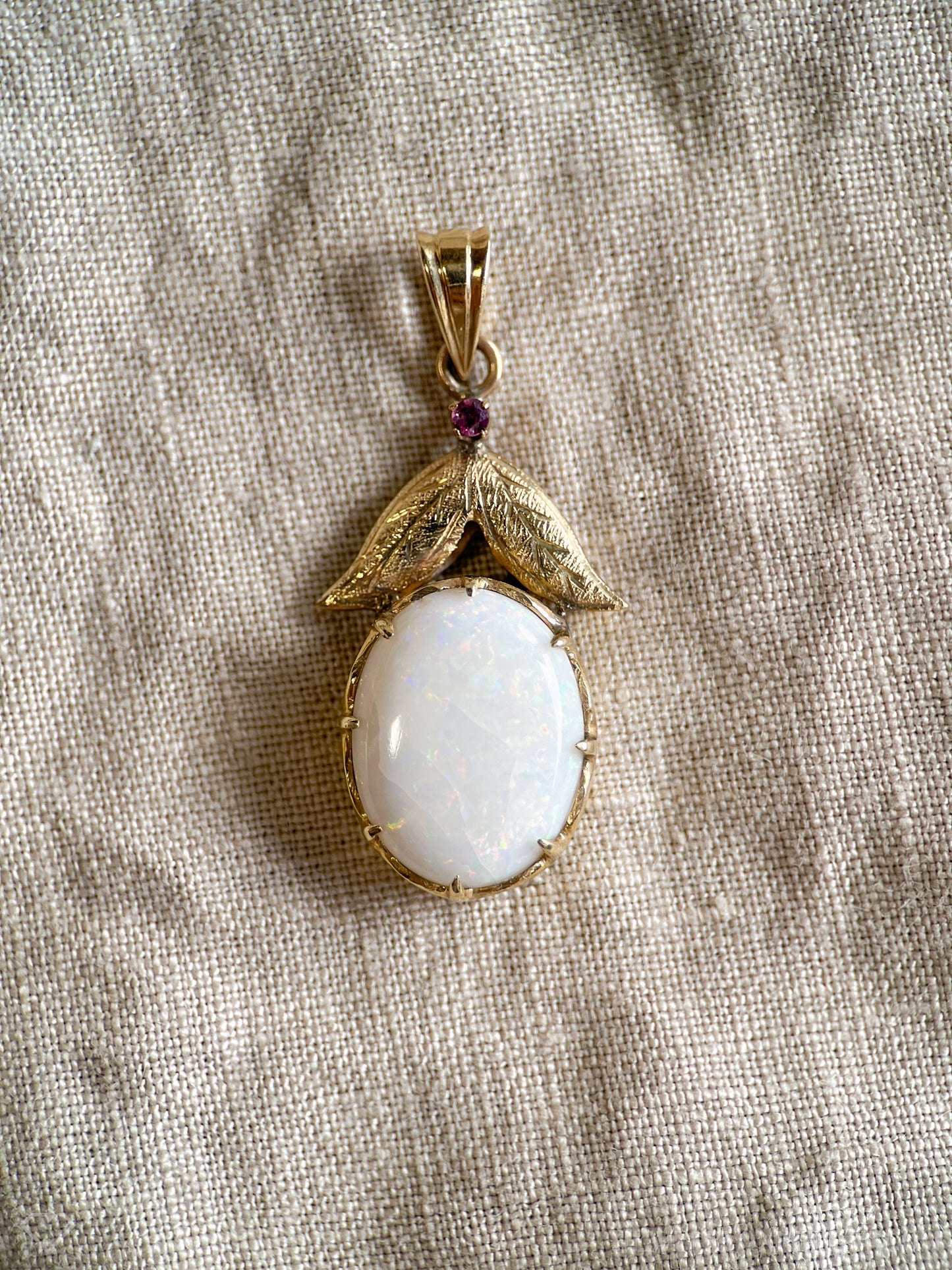 Vintage Opal Floral Pendant in 14k Gold