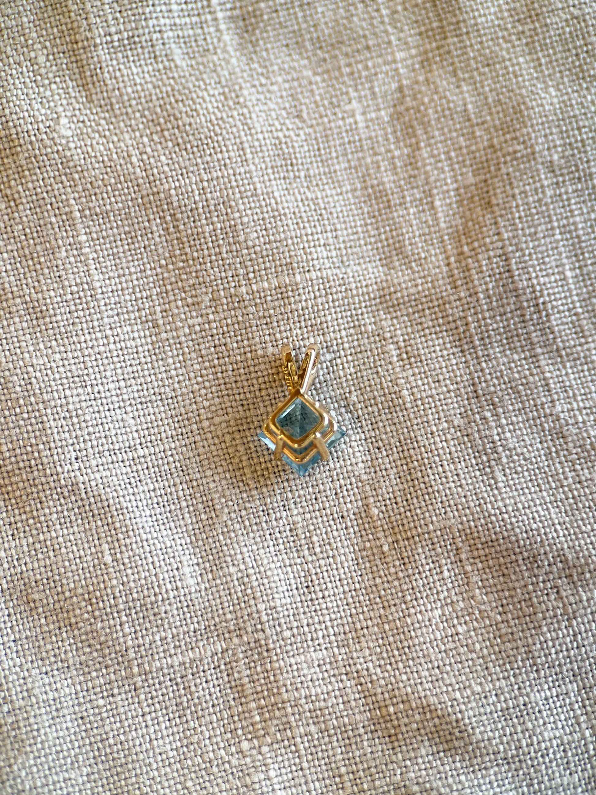 Vintage 1990s Blue Topaz Gemstone Pendant in 14k Gold