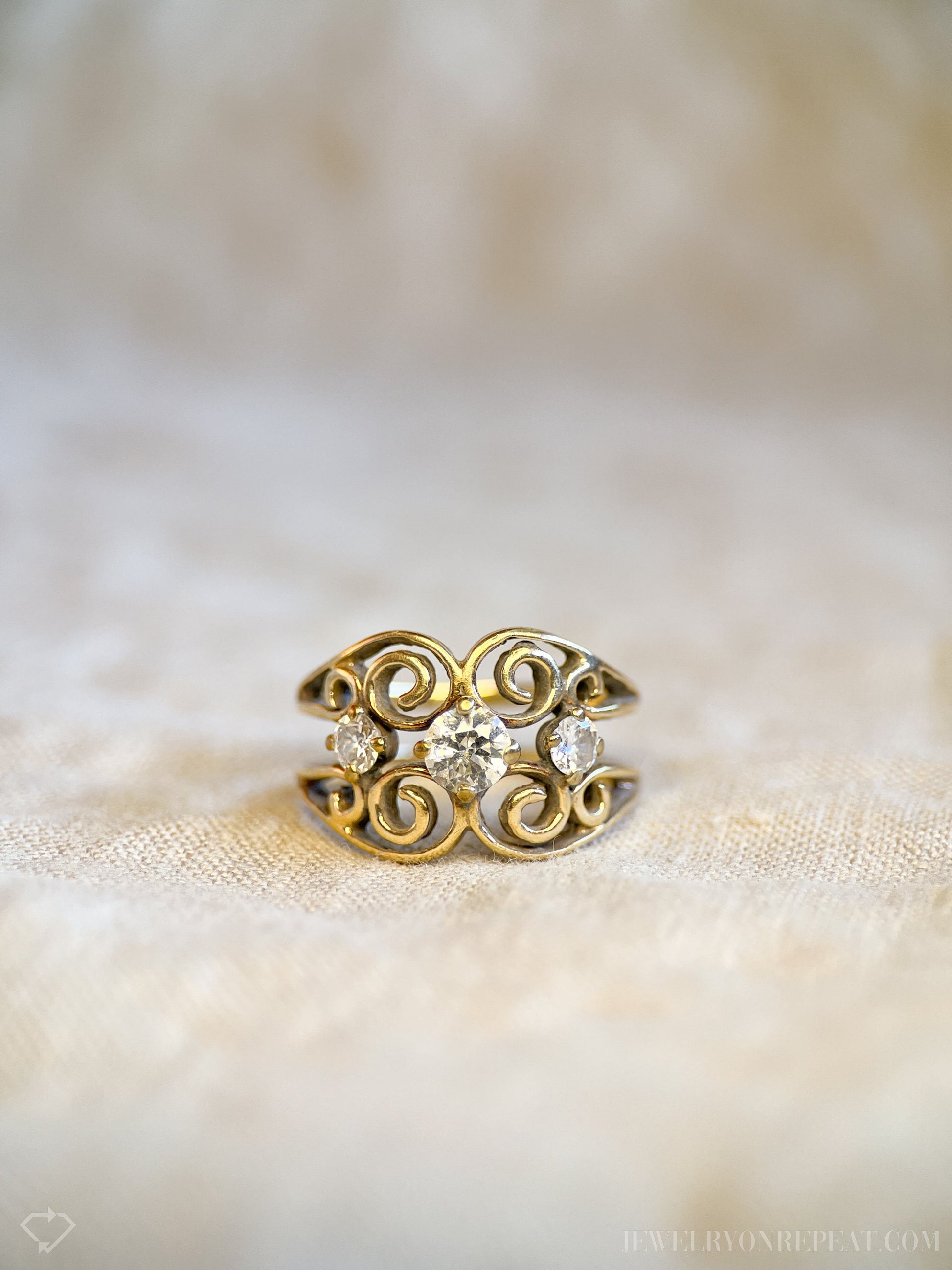 Vintage Diamond Filigree Engagement Ring in 14k Gold