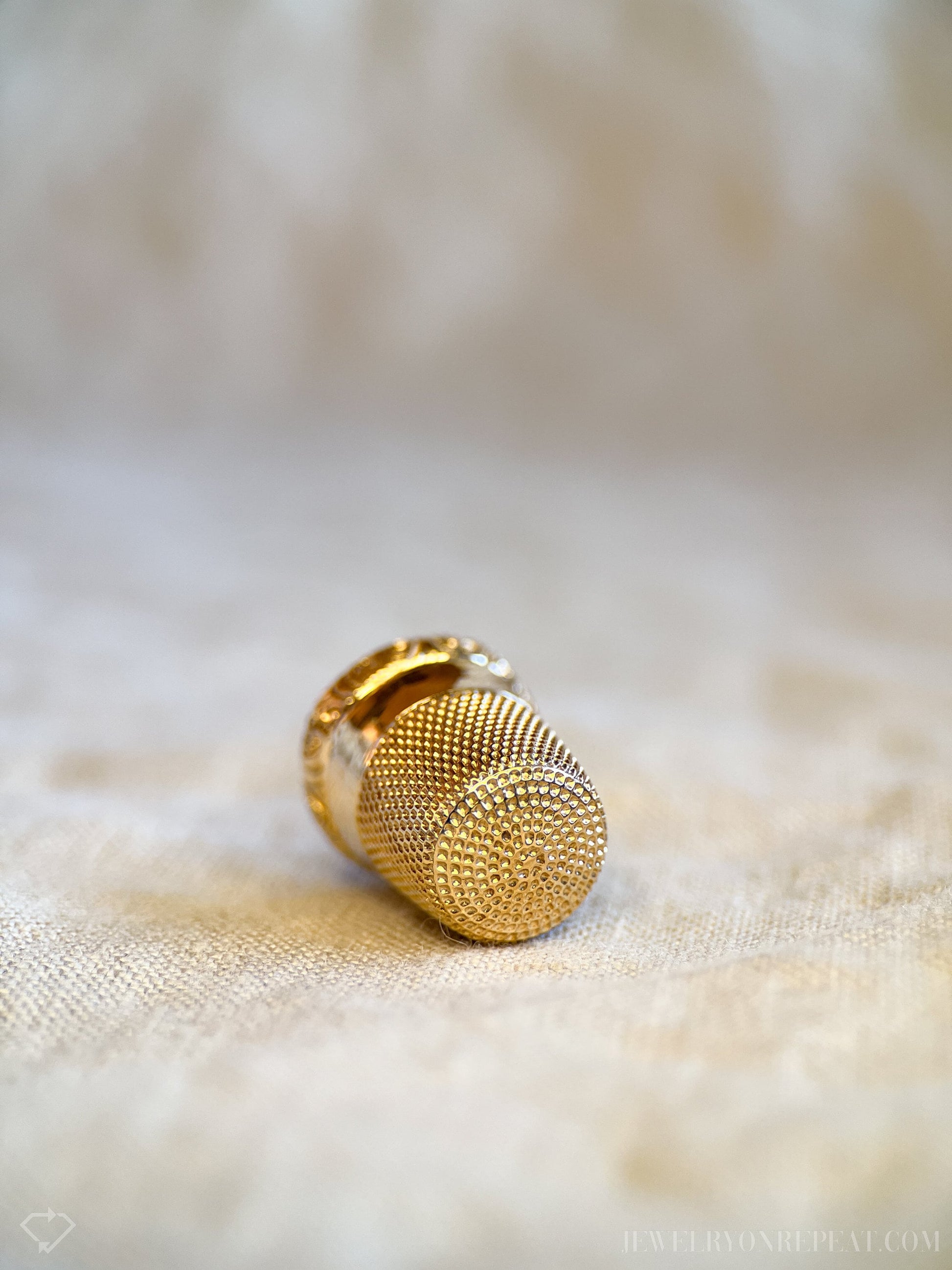 Vintage Thimble in Solid 14k Gold