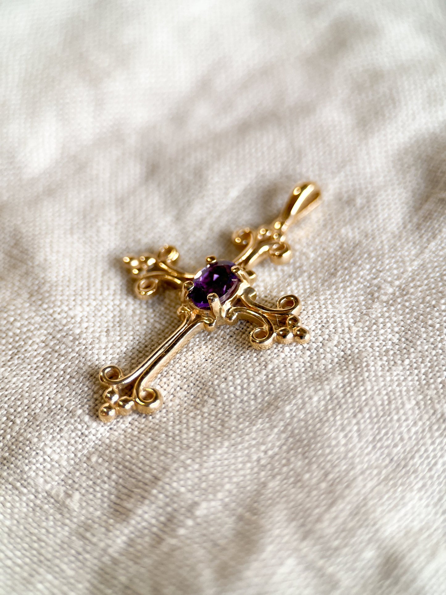 Vintage Amethyst Filigree Cross Pendant in 14k Gold