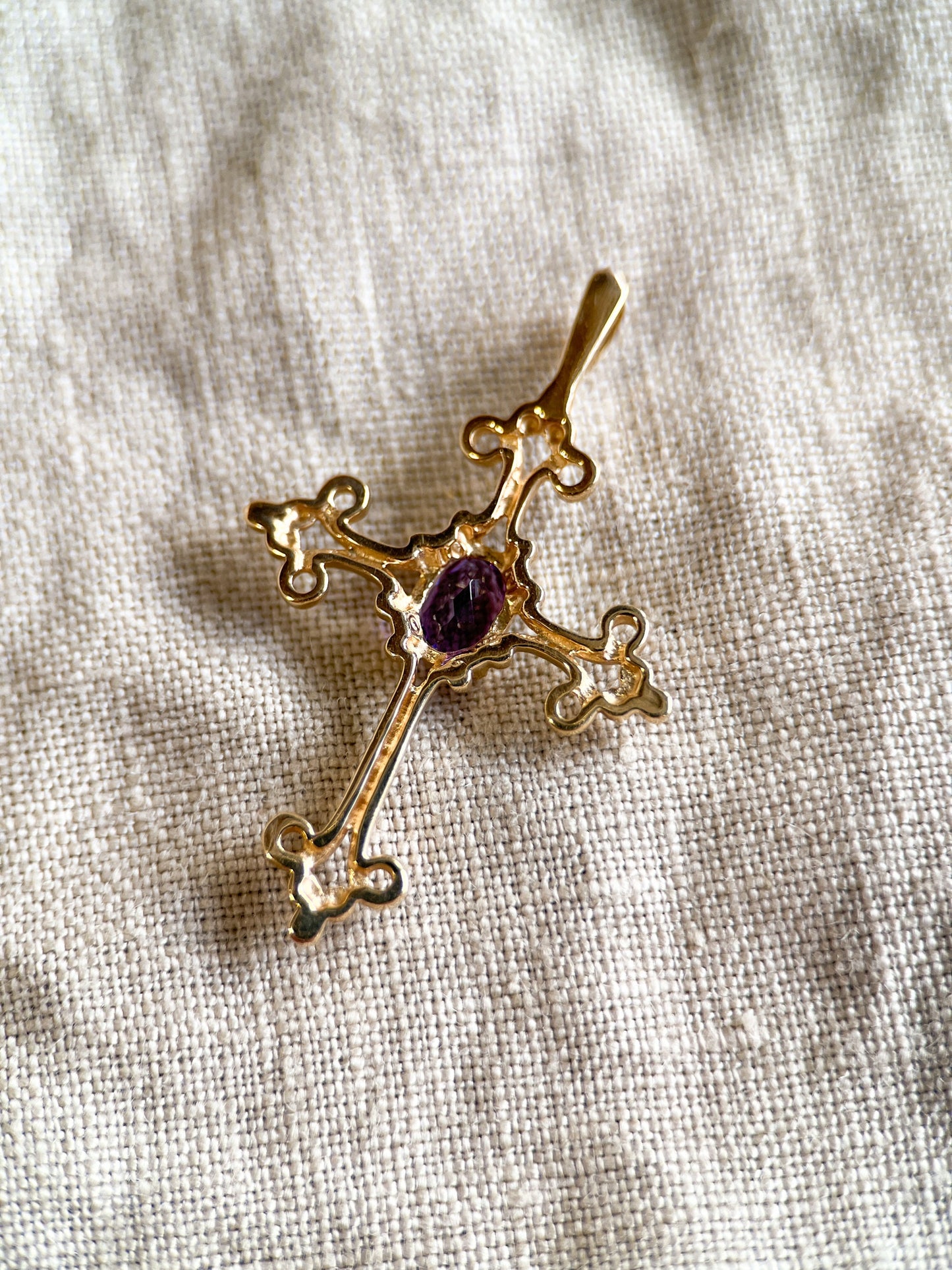 Vintage Amethyst Filigree Cross Pendant in 14k Gold