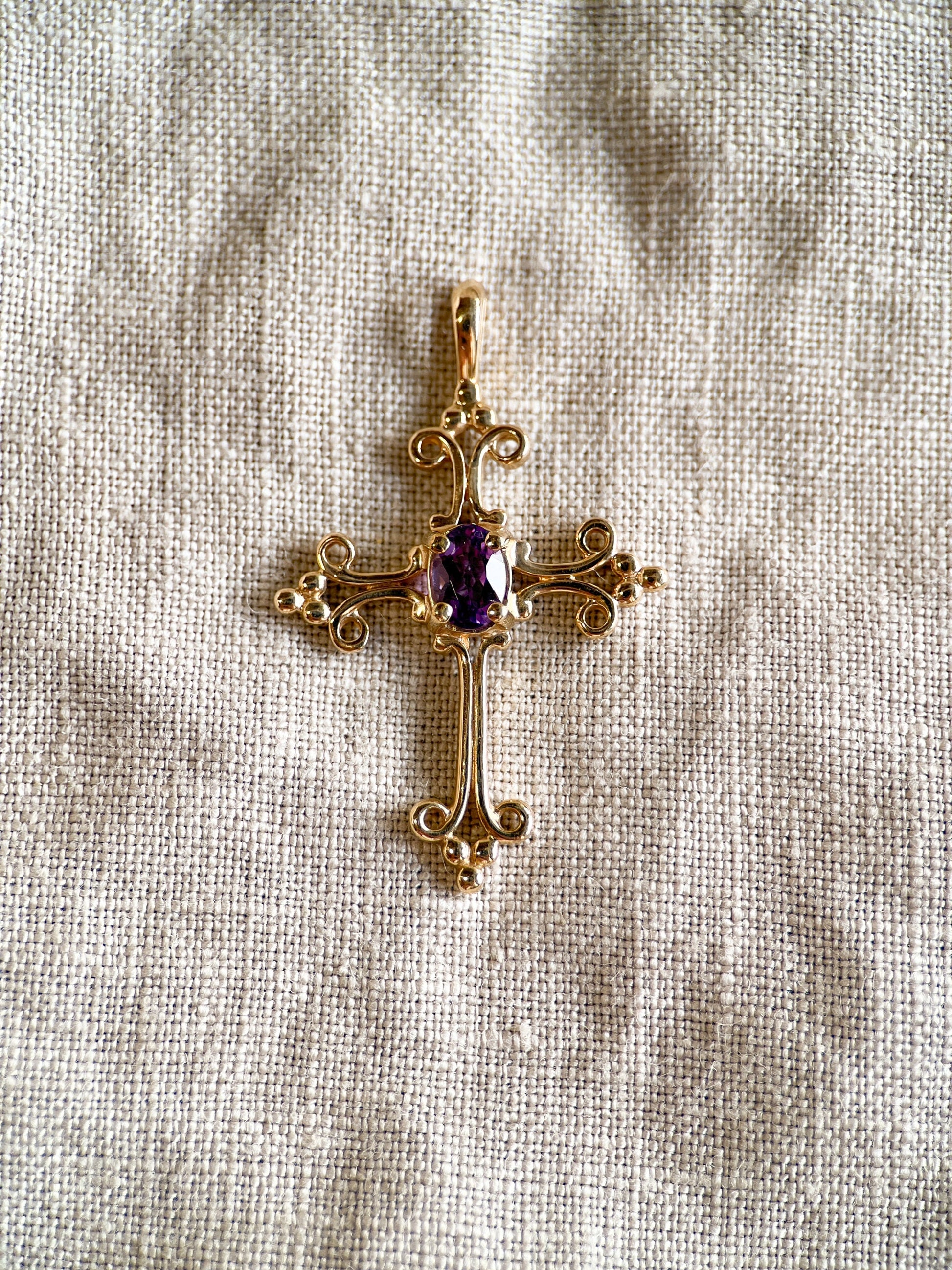 Vintage Amethyst Filigree Cross Pendant in 14k Gold