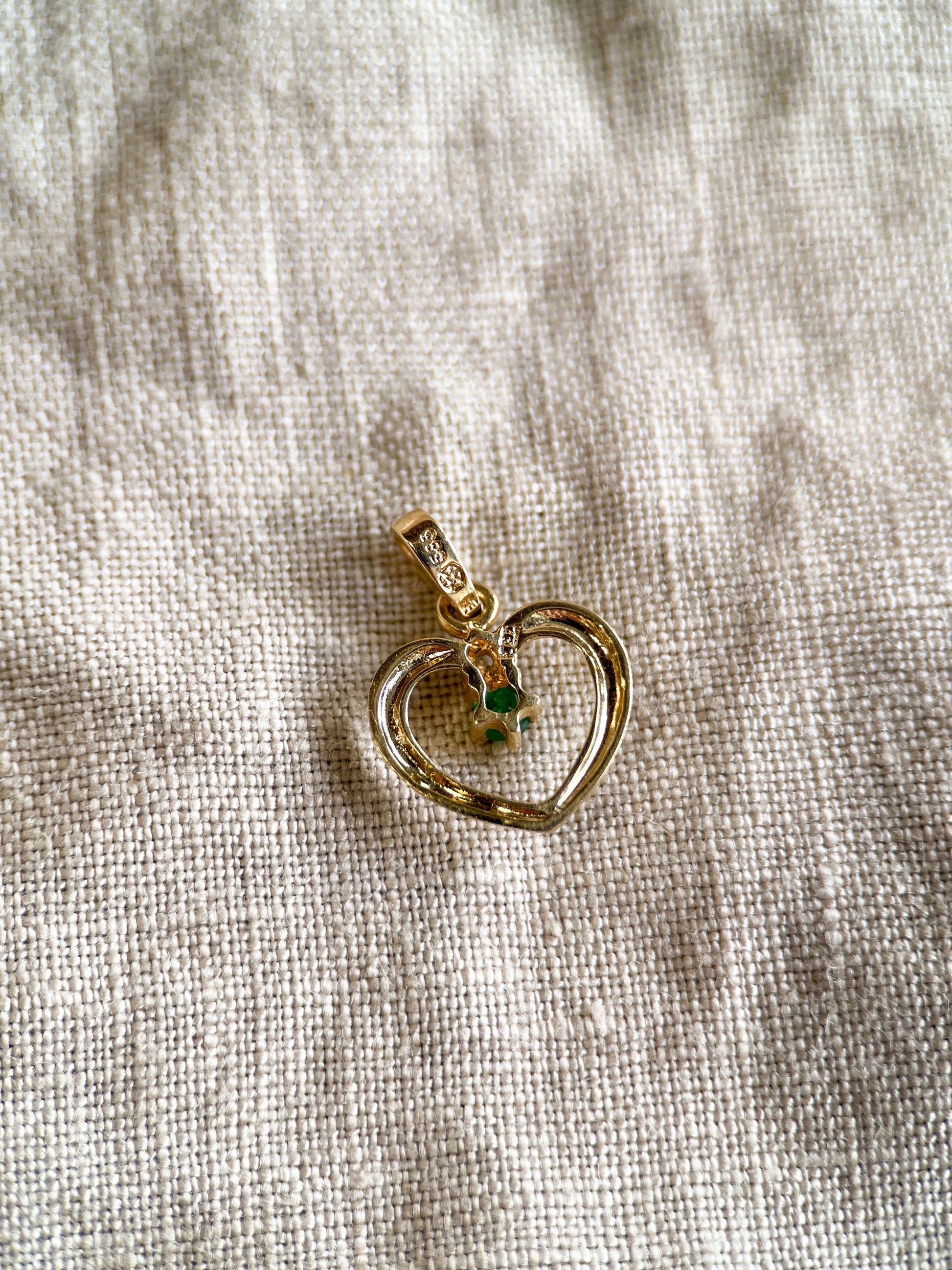 Vintage 1980s Emerald & Diamonds Heart Pendant, 14k Gold