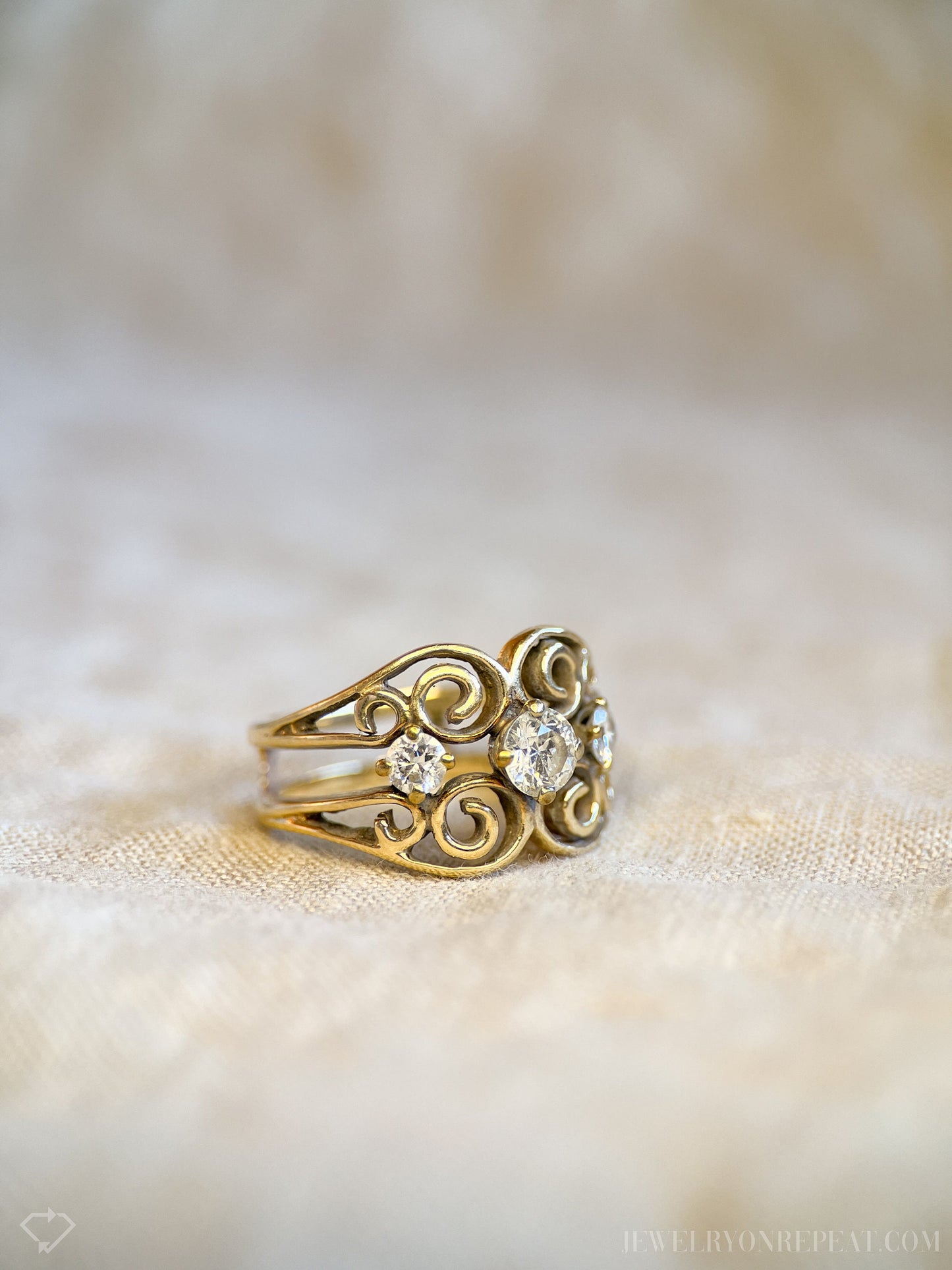 Vintage Diamond Filigree Engagement Ring in 14k Gold