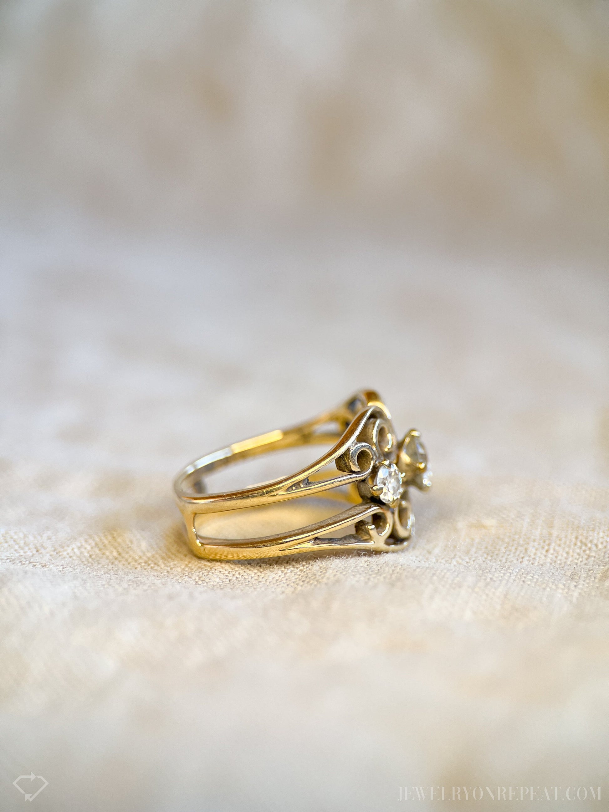 Vintage Diamond Filigree Engagement Ring in 14k Gold