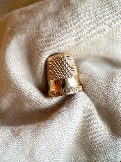 Vintage 1950s Thimble in 14k Gold