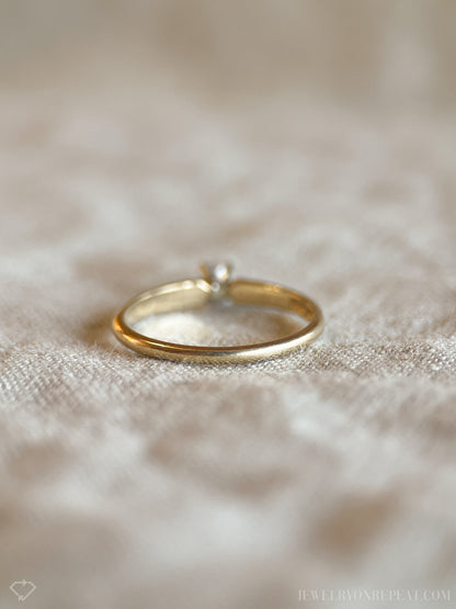 Vintage 1990s Diamond Solitaire Engagement Ring in 14k Gold