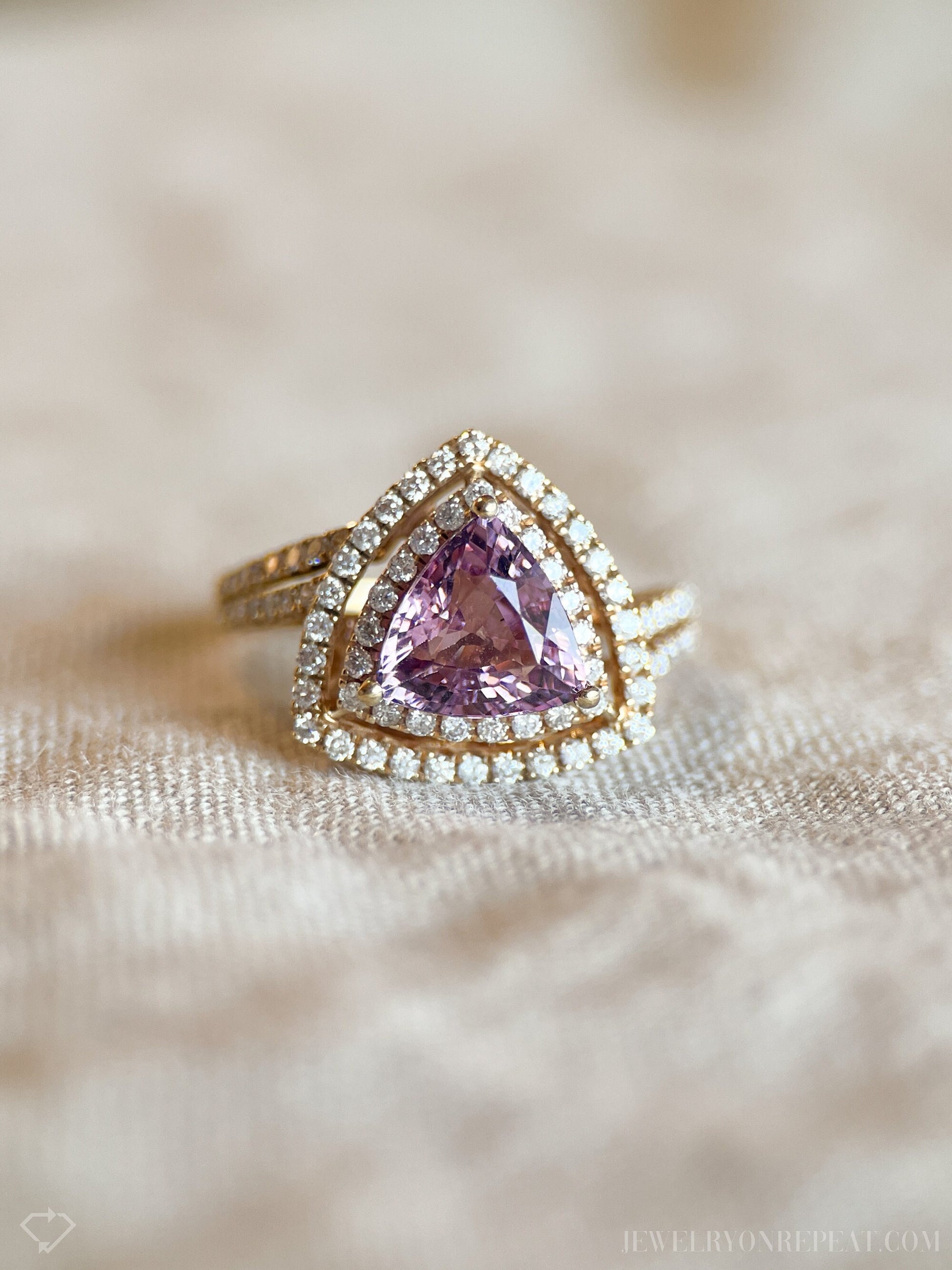 Vintage Pink Garnet Gemstone Ring in 14k Gold