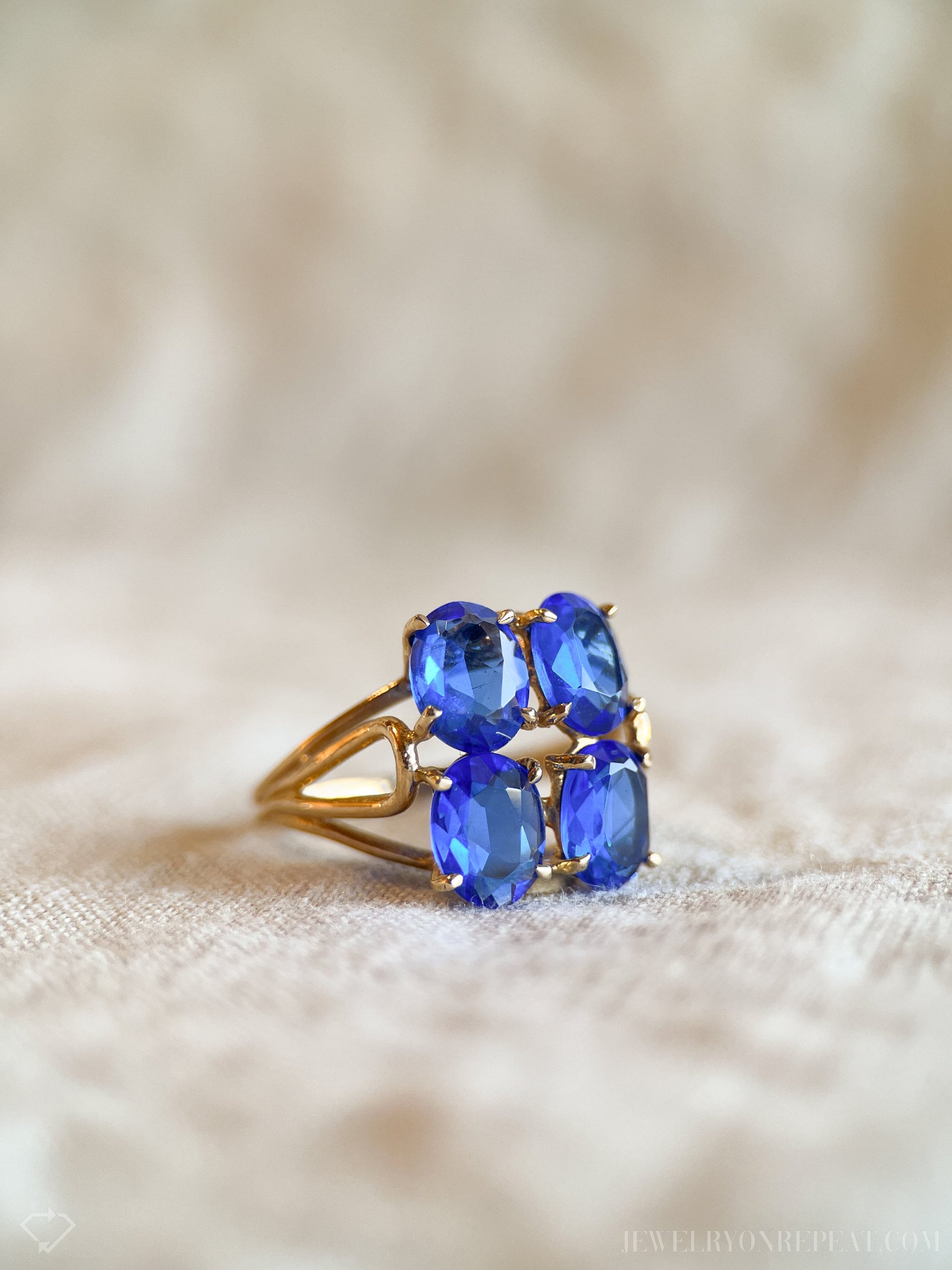 Vintage Blue Spinel Gemstone Cluster Ring in 14k Gold