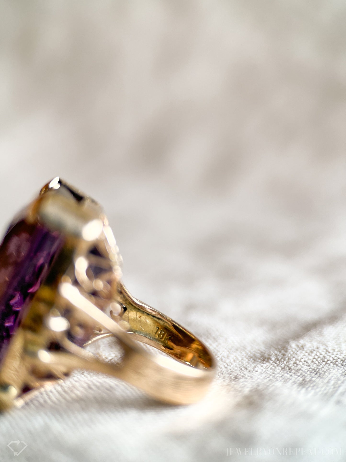 Vintage Purple Amethyst Large Gemstone Ring in 14k Gold