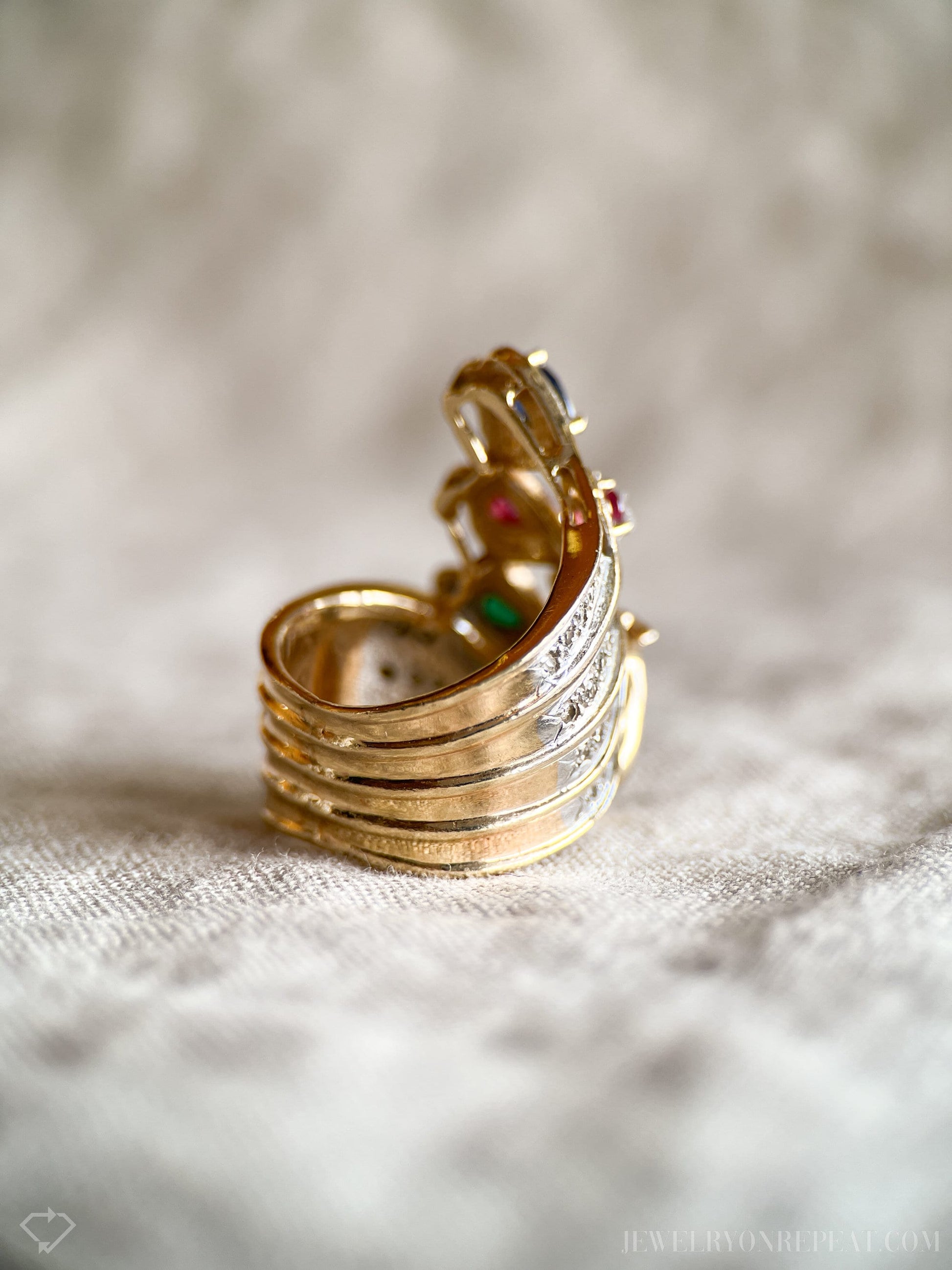 Vintage Peacock Gemstone Ring in 14k Gold