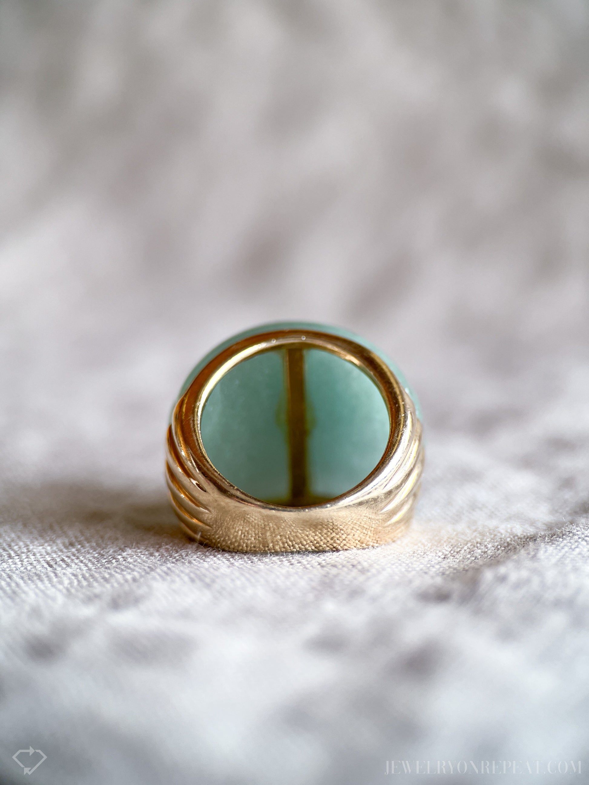 Vintage Jade Dome Band in 14k Gold