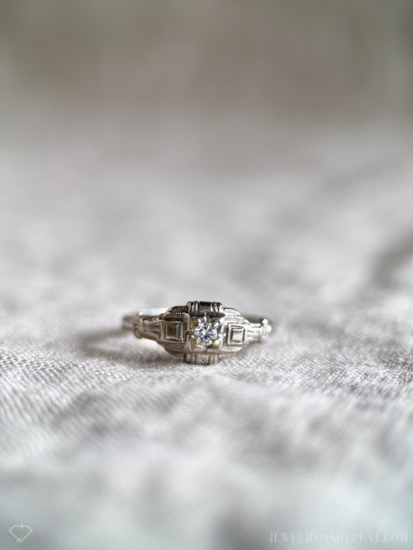Vintage 1950s Art Deco Diamond Ring